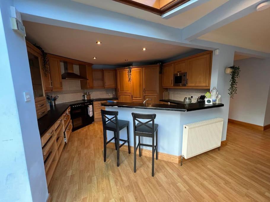 Waterside 3 Bed Cottage, Hot Tub, Sauna, Pvt Beach Arrochar Exterior foto